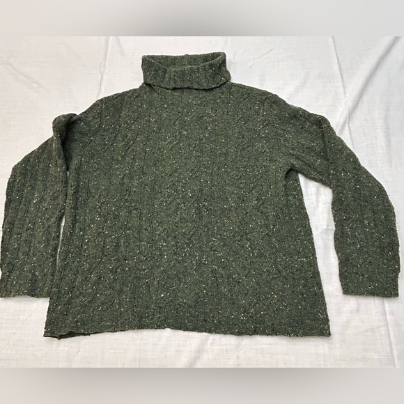 Gispa Sweaters - Vintage Gispa Italy Green Wool-blend Turtleneck Sweater